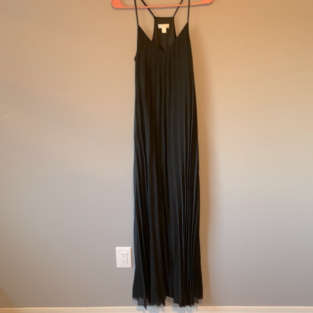 Bisou Bisou Black Pleated Style Maxi Dress in Size 4
